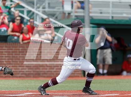 Thumbnail 3 in Bridge City vs. Silsbee  (UIL 4A Region 3 Quarterfinal) photogallery.