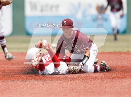 Thumbnail 3 in Bridge City vs. Silsbee  (UIL 4A Region 3 Quarterfinal) photogallery.