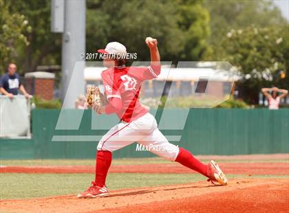 Thumbnail 3 in Bridge City vs. Silsbee  (UIL 4A Region 3 Quarterfinal) photogallery.