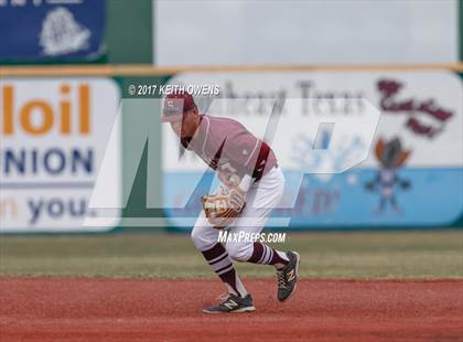 Thumbnail 2 in Bridge City vs. Silsbee  (UIL 4A Region 3 Quarterfinal) photogallery.