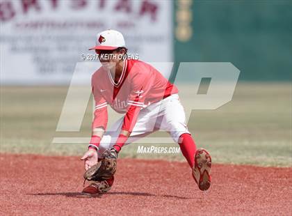 Thumbnail 3 in Bridge City vs. Silsbee  (UIL 4A Region 3 Quarterfinal) photogallery.