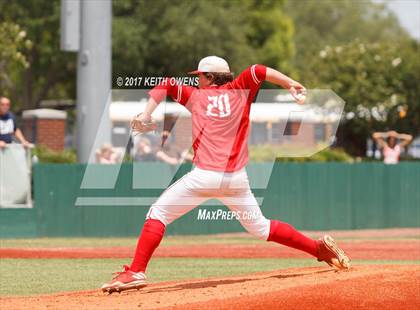 Thumbnail 2 in Bridge City vs. Silsbee  (UIL 4A Region 3 Quarterfinal) photogallery.