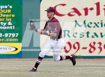 Thumbnail 1 in Bridge City vs. Silsbee  (UIL 4A Region 3 Quarterfinal) photogallery.