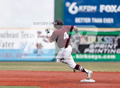 Thumbnail 3 in Bridge City vs. Silsbee  (UIL 4A Region 3 Quarterfinal) photogallery.