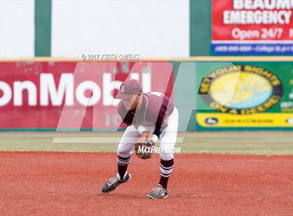 Thumbnail 1 in Bridge City vs. Silsbee  (UIL 4A Region 3 Quarterfinal) photogallery.