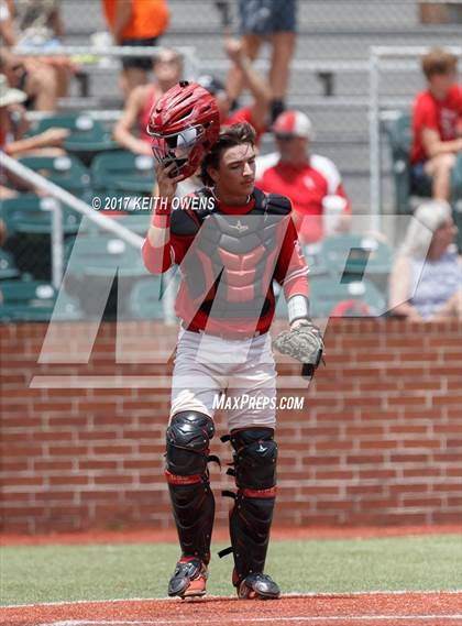 Thumbnail 2 in Bridge City vs. Silsbee  (UIL 4A Region 3 Quarterfinal) photogallery.