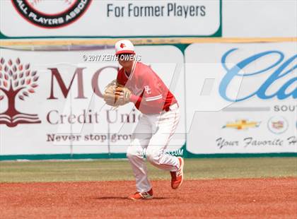 Thumbnail 3 in Bridge City vs. Silsbee  (UIL 4A Region 3 Quarterfinal) photogallery.