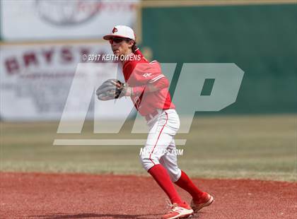 Thumbnail 2 in Bridge City vs. Silsbee  (UIL 4A Region 3 Quarterfinal) photogallery.