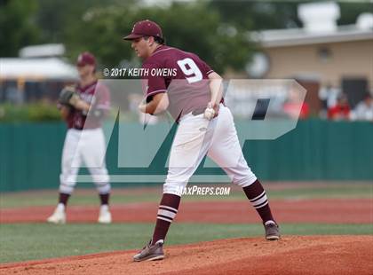 Thumbnail 1 in Bridge City vs. Silsbee  (UIL 4A Region 3 Quarterfinal) photogallery.