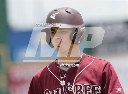 Thumbnail 3 in Bridge City vs. Silsbee  (UIL 4A Region 3 Quarterfinal) photogallery.