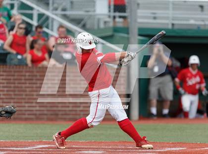 Thumbnail 3 in Bridge City vs. Silsbee  (UIL 4A Region 3 Quarterfinal) photogallery.