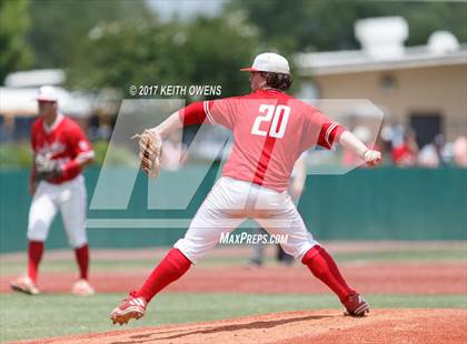 Thumbnail 2 in Bridge City vs. Silsbee  (UIL 4A Region 3 Quarterfinal) photogallery.