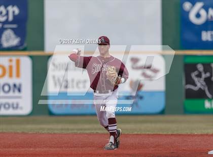 Thumbnail 1 in Bridge City vs. Silsbee  (UIL 4A Region 3 Quarterfinal) photogallery.