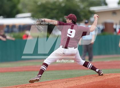 Thumbnail 1 in Bridge City vs. Silsbee  (UIL 4A Region 3 Quarterfinal) photogallery.
