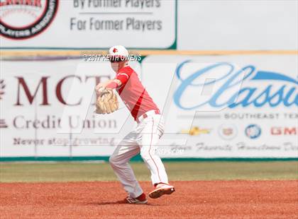 Thumbnail 3 in Bridge City vs. Silsbee  (UIL 4A Region 3 Quarterfinal) photogallery.