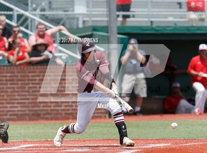 Thumbnail 1 in Bridge City vs. Silsbee  (UIL 4A Region 3 Quarterfinal) photogallery.