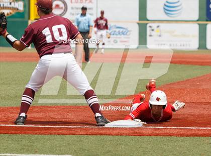 Thumbnail 1 in Bridge City vs. Silsbee  (UIL 4A Region 3 Quarterfinal) photogallery.