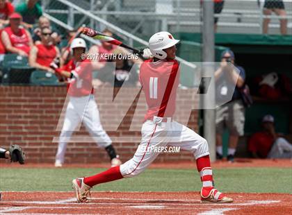 Thumbnail 3 in Bridge City vs. Silsbee  (UIL 4A Region 3 Quarterfinal) photogallery.