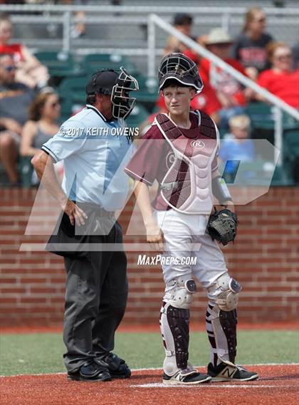 Thumbnail 1 in Bridge City vs. Silsbee  (UIL 4A Region 3 Quarterfinal) photogallery.