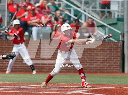 Thumbnail 3 in Bridge City vs. Silsbee  (UIL 4A Region 3 Quarterfinal) photogallery.