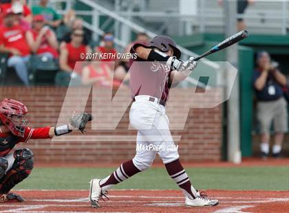 Thumbnail 3 in Bridge City vs. Silsbee  (UIL 4A Region 3 Quarterfinal) photogallery.