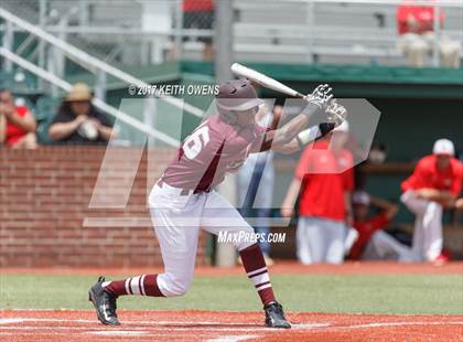 Thumbnail 3 in Bridge City vs. Silsbee  (UIL 4A Region 3 Quarterfinal) photogallery.