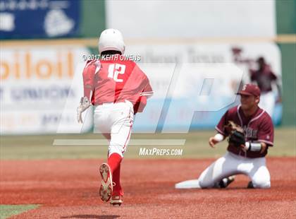 Thumbnail 1 in Bridge City vs. Silsbee  (UIL 4A Region 3 Quarterfinal) photogallery.