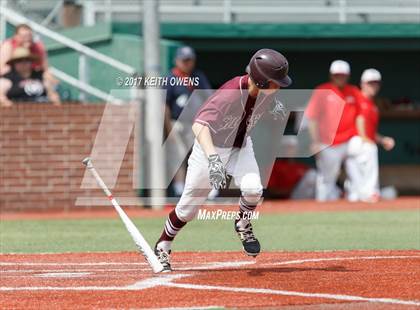 Thumbnail 3 in Bridge City vs. Silsbee  (UIL 4A Region 3 Quarterfinal) photogallery.