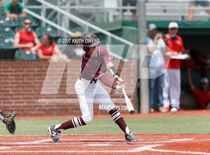 Thumbnail 2 in Bridge City vs. Silsbee  (UIL 4A Region 3 Quarterfinal) photogallery.