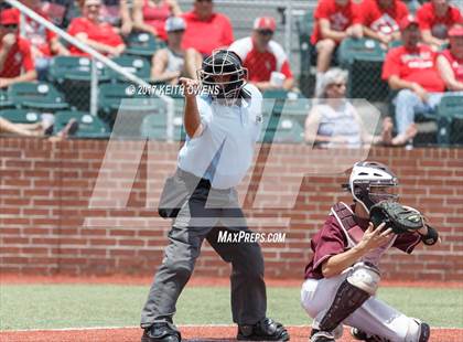 Thumbnail 3 in Bridge City vs. Silsbee  (UIL 4A Region 3 Quarterfinal) photogallery.