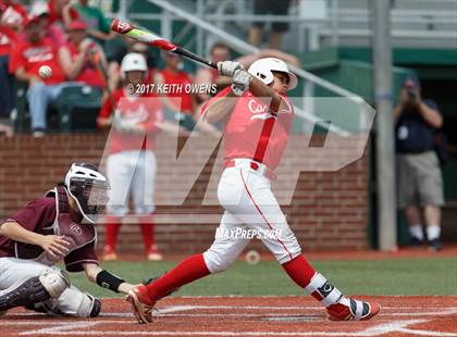Thumbnail 2 in Bridge City vs. Silsbee  (UIL 4A Region 3 Quarterfinal) photogallery.