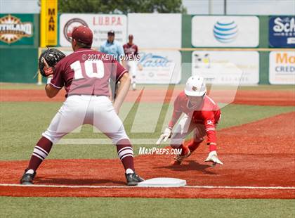 Thumbnail 1 in Bridge City vs. Silsbee  (UIL 4A Region 3 Quarterfinal) photogallery.