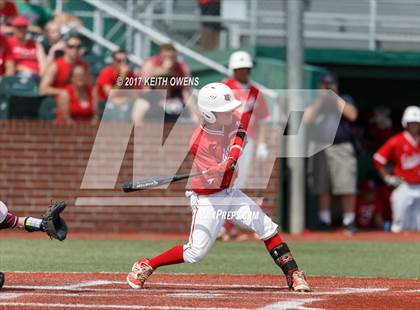 Thumbnail 3 in Bridge City vs. Silsbee  (UIL 4A Region 3 Quarterfinal) photogallery.