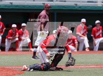 Thumbnail 3 in Bridge City vs. Silsbee  (UIL 4A Region 3 Quarterfinal) photogallery.