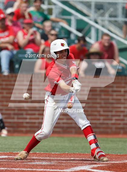 Thumbnail 2 in Bridge City vs. Silsbee  (UIL 4A Region 3 Quarterfinal) photogallery.
