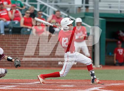 Thumbnail 3 in Bridge City vs. Silsbee  (UIL 4A Region 3 Quarterfinal) photogallery.