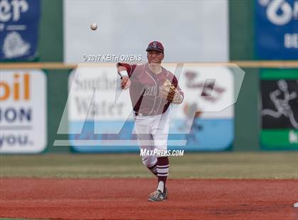 Thumbnail 2 in Bridge City vs. Silsbee  (UIL 4A Region 3 Quarterfinal) photogallery.