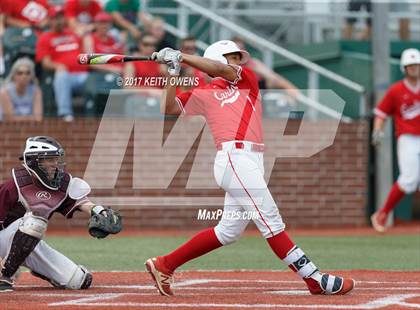 Thumbnail 1 in Bridge City vs. Silsbee  (UIL 4A Region 3 Quarterfinal) photogallery.