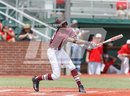 Thumbnail 2 in Bridge City vs. Silsbee  (UIL 4A Region 3 Quarterfinal) photogallery.