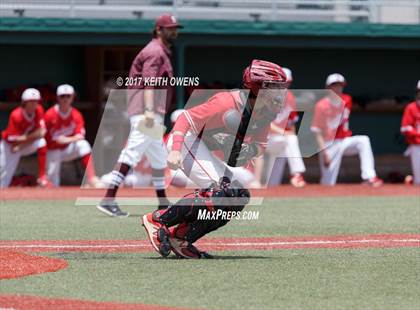 Thumbnail 2 in Bridge City vs. Silsbee  (UIL 4A Region 3 Quarterfinal) photogallery.