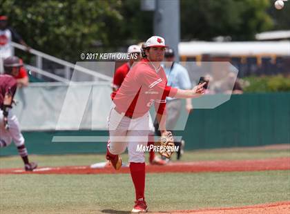 Thumbnail 2 in Bridge City vs. Silsbee  (UIL 4A Region 3 Quarterfinal) photogallery.