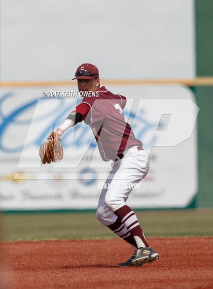 Thumbnail 3 in Bridge City vs. Silsbee  (UIL 4A Region 3 Quarterfinal) photogallery.