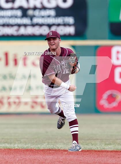 Thumbnail 3 in Bridge City vs. Silsbee  (UIL 4A Region 3 Quarterfinal) photogallery.