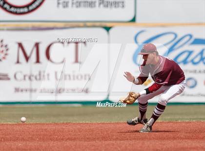 Thumbnail 2 in Bridge City vs. Silsbee  (UIL 4A Region 3 Quarterfinal) photogallery.