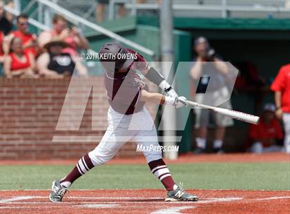 Thumbnail 3 in Bridge City vs. Silsbee  (UIL 4A Region 3 Quarterfinal) photogallery.
