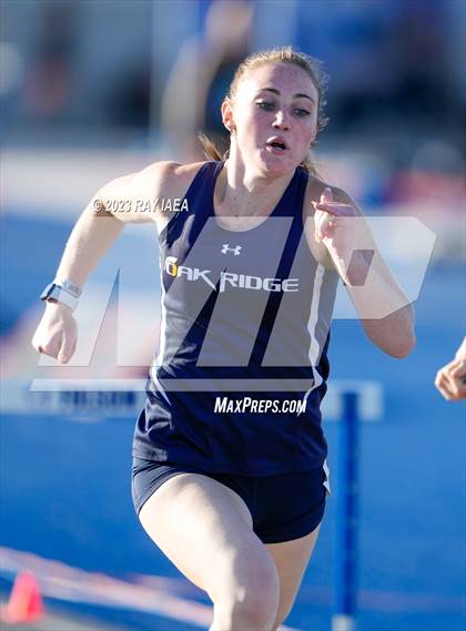 Thumbnail 2 in CIF SJS D1 Sectional Championship @ Folsom photogallery.