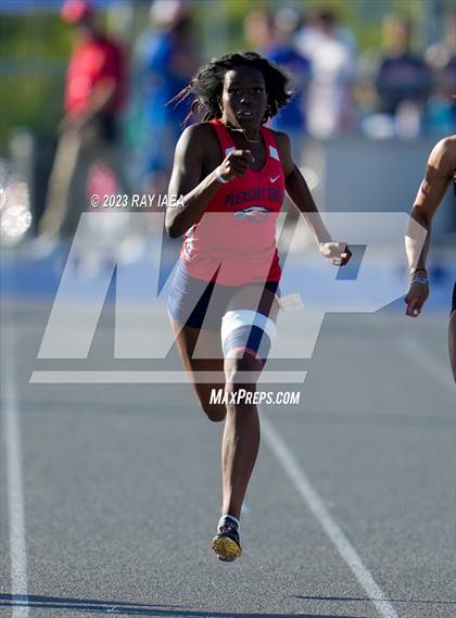 Thumbnail 3 in CIF SJS D1 Sectional Championship @ Folsom photogallery.