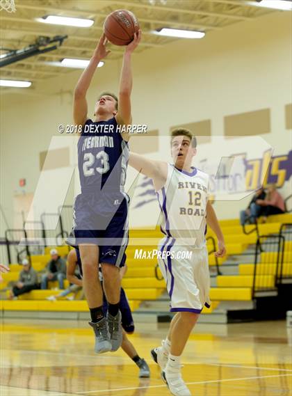 Thumbnail 1 in Spearman @ River Road photogallery.