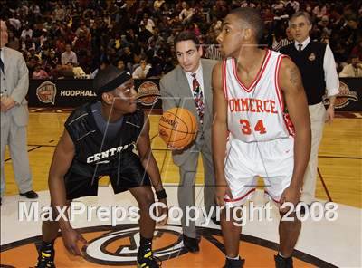 Thumbnail 2 in Commerce vs Central (Spalding Hoophall Classic) photogallery.