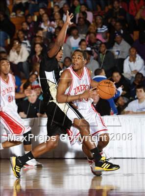 Thumbnail 1 in Commerce vs Central (Spalding Hoophall Classic) photogallery.